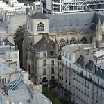 ホテル Le Presbytere パリ