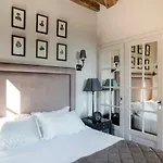 Le Presbytere Отель