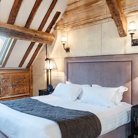 Le Presbytère 3*