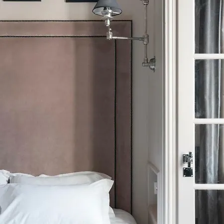 Le Presbytère Paris