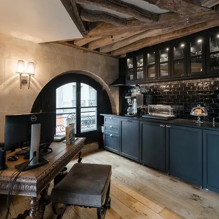 Le Presbytère 3*