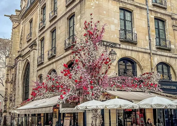 Le Presbytere فندق