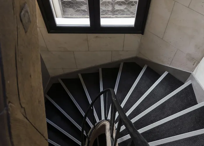 Le Presbytere 3* Paris