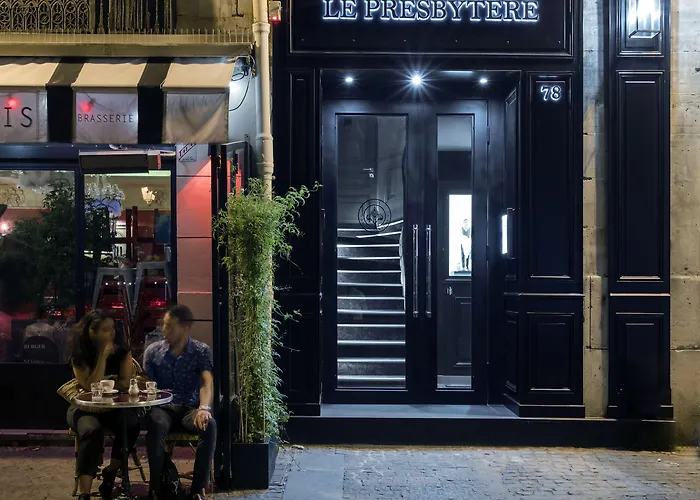 Le Presbytere 3* Parijs