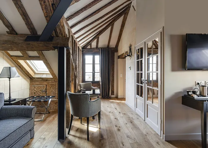 Le Presbytere 3* Parijs