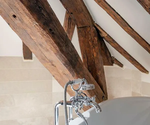 Le Presbytere Hotel 3*