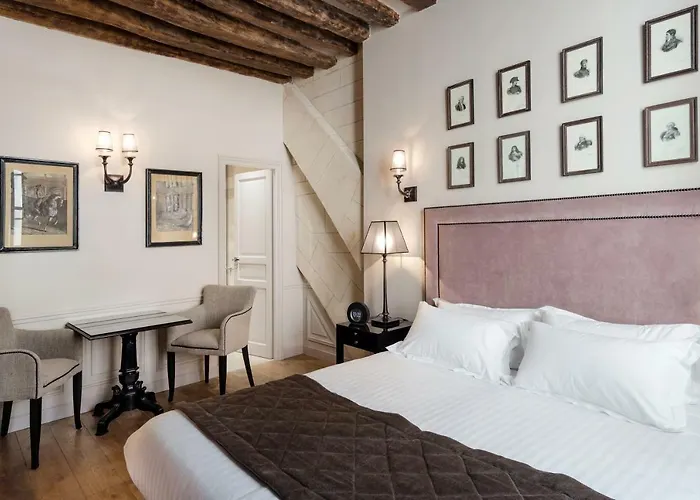 Le Presbytere 3* Paris