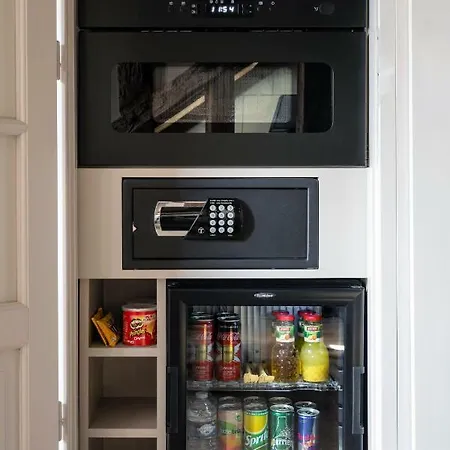 Le Presbytere Hotel Parijs